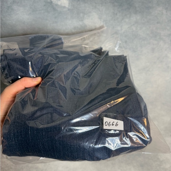 Levi's 512 Size 12 S/C Medium Perfectly Slimming Boot Cut Jeans Stretch Denim - Picture 16 of 16